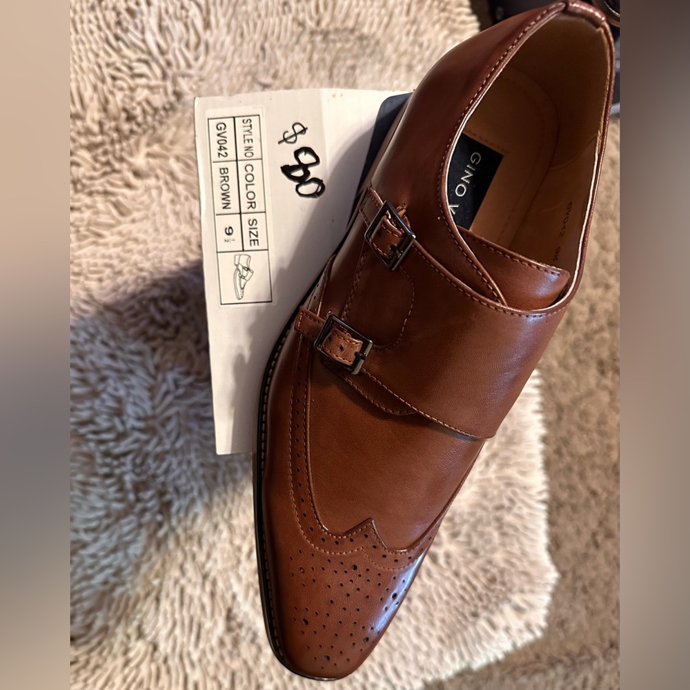 Dress shoes